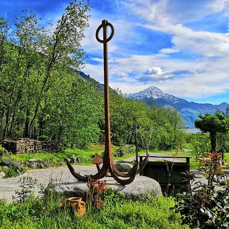 Val Codera Feriegård *